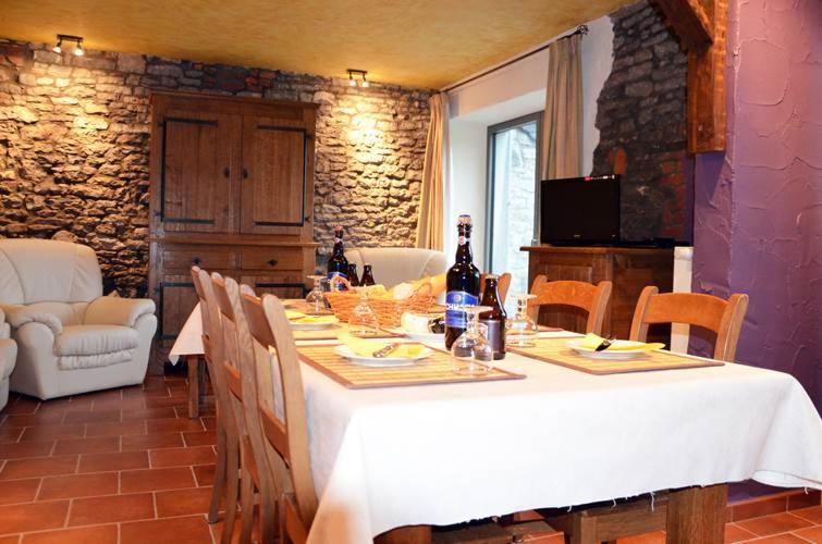Gites Ferme De La Barriere Chimay Bagian luar foto